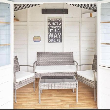 Whitby Boutique - Mast Cottage Exterior photo